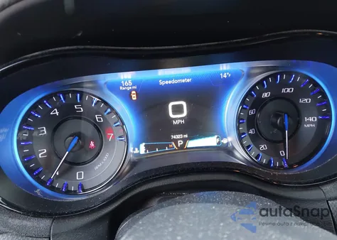 2015 Chrysler 300 300S из США, поврежденный, VIN 2C3CCAGG7FH923257